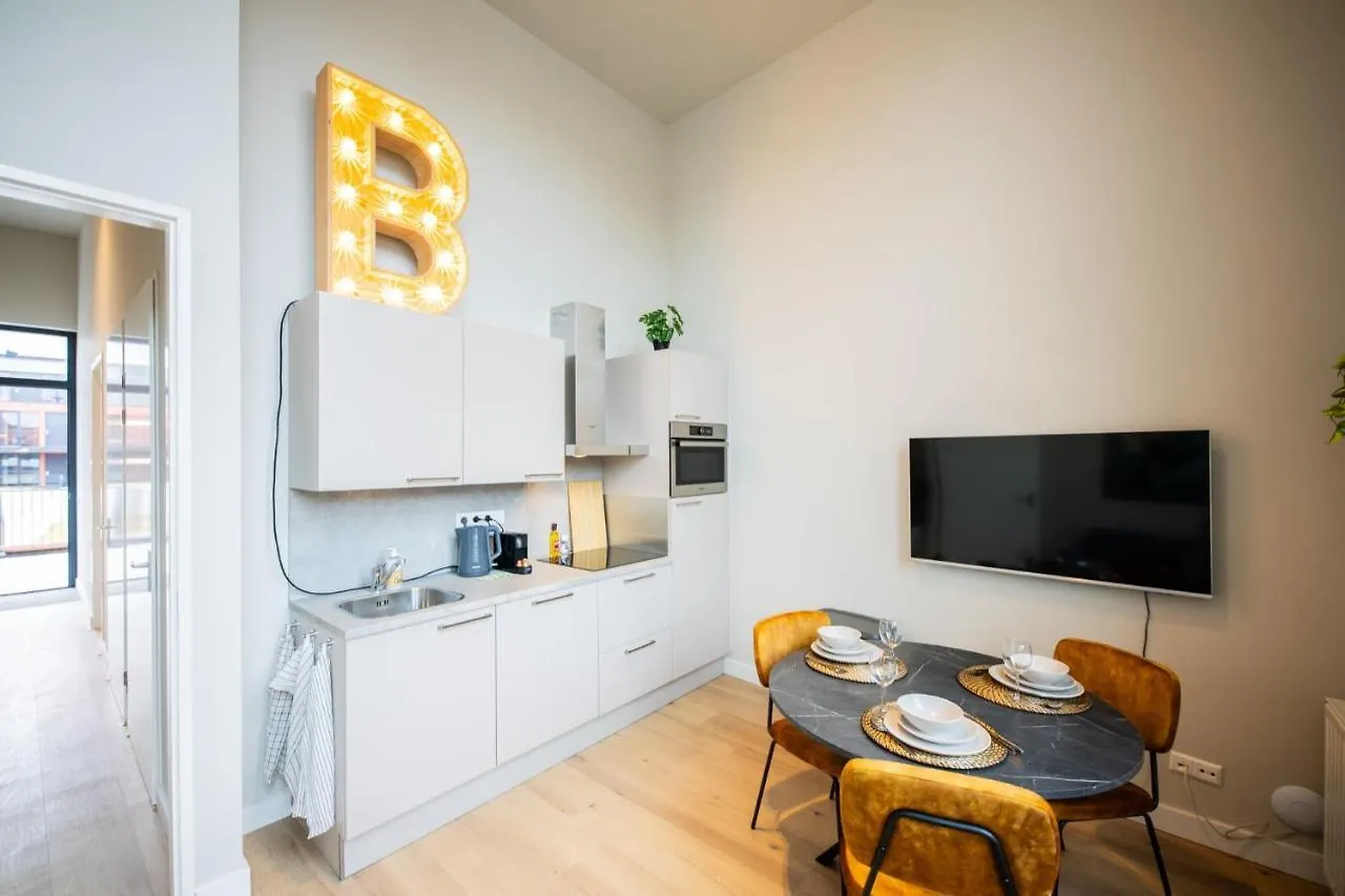 Breathtaking 3 Bedroom Apartment Pk6B Rotterdam 0*,